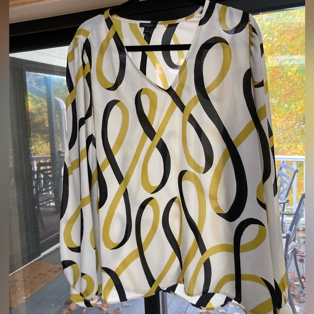 Ann Taylor Patterned Blouse, XL